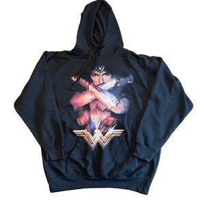 Wonder Woman black hoodie tunnel pocket sweatshirt size M